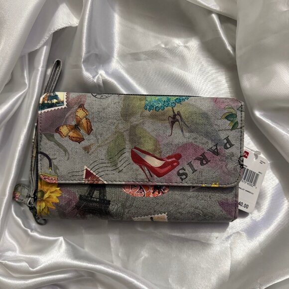 mundi Handbags - Mundi Big Fat Wallet w/Wristlet